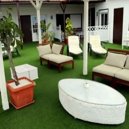 Hotel Villa Las Flores